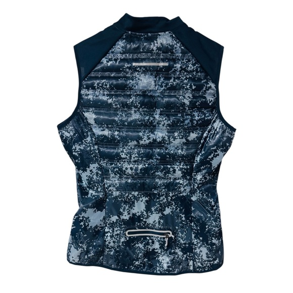 NIKE Running Vest Aeroloft 800 Puffer Down Camo Zip Pocket Women’s Size Medium - Picture 4 of 10